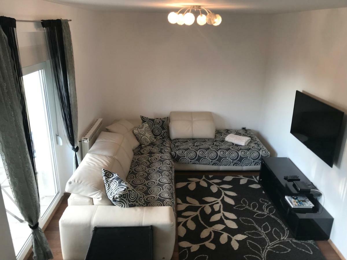 洛夫兰Penthouse公寓 外观 照片